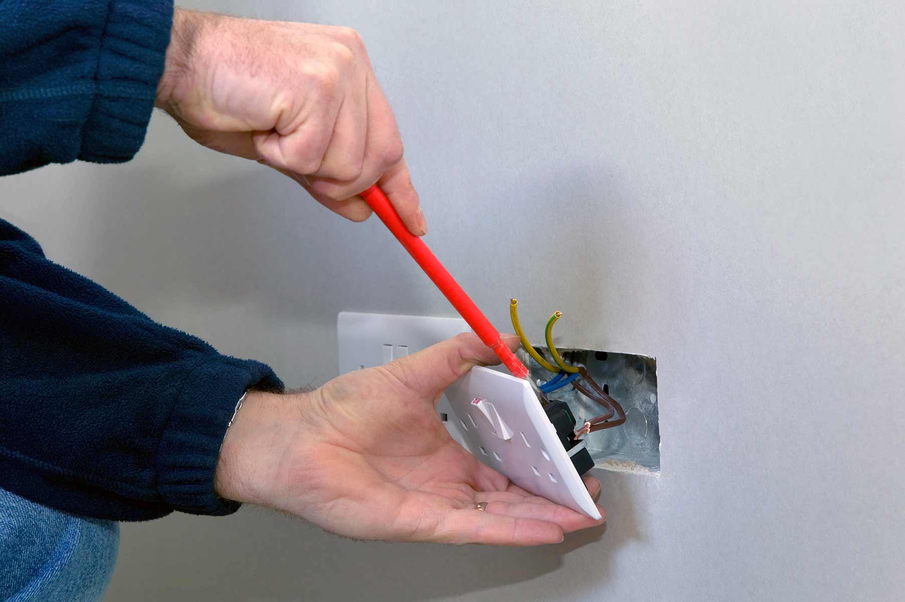 Our electricians can install plug sockets for domestic and commercial proeprties in Fleetwood and the local area. 